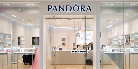 pandora jewelry store somerset mall.